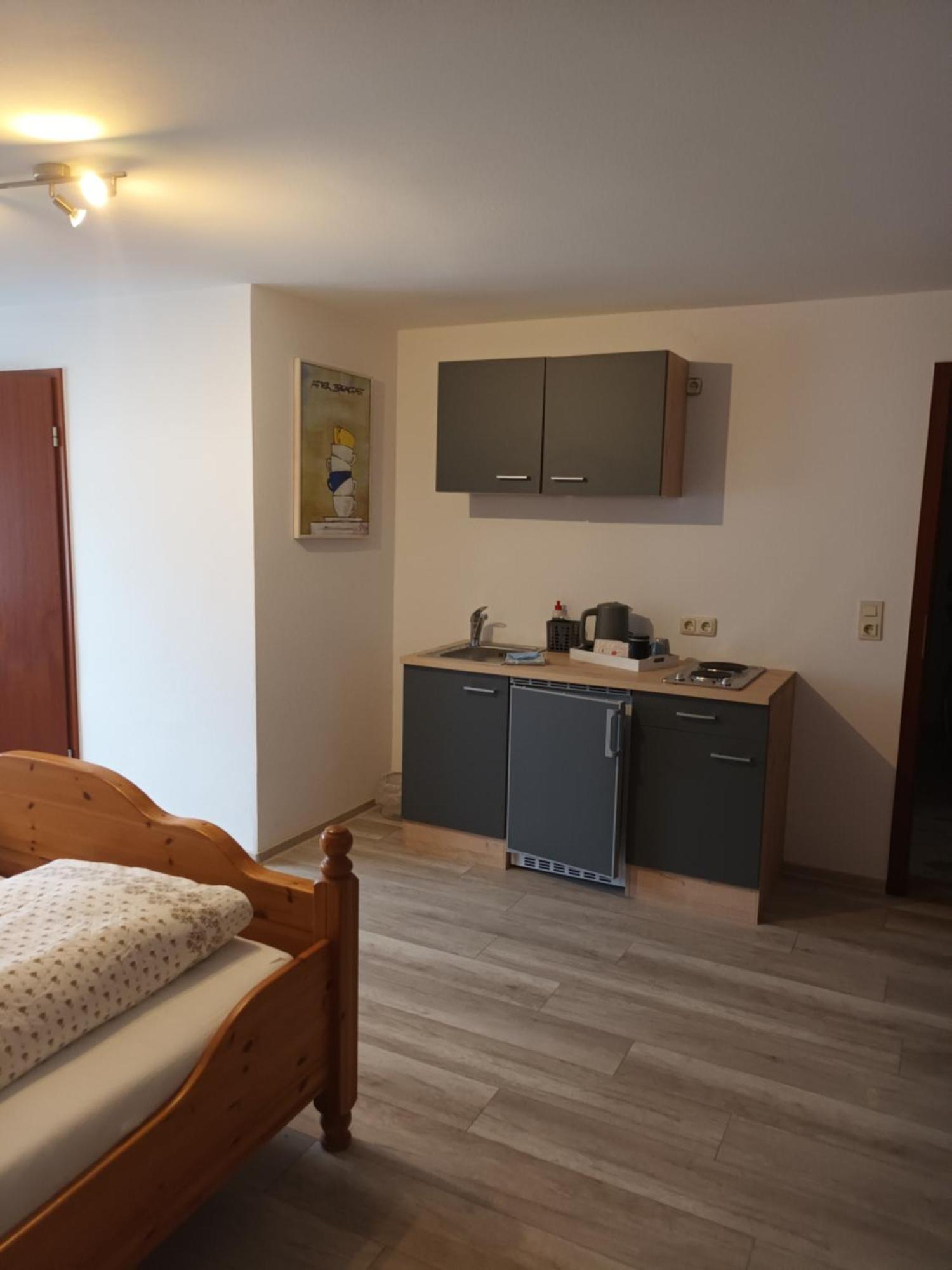 Gaestehaus A21 Kinheim Bagian luar foto